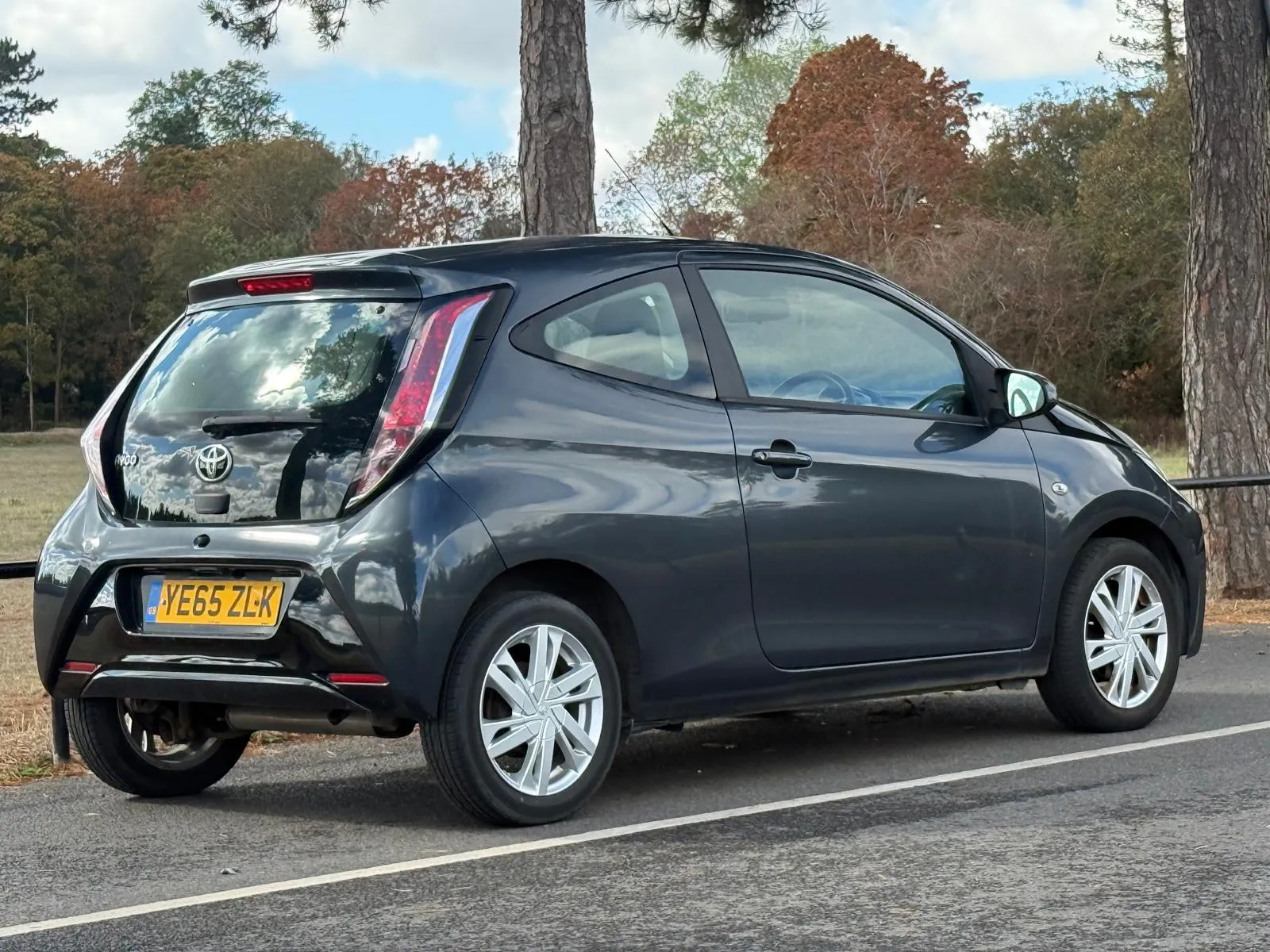 vehicle-media-12