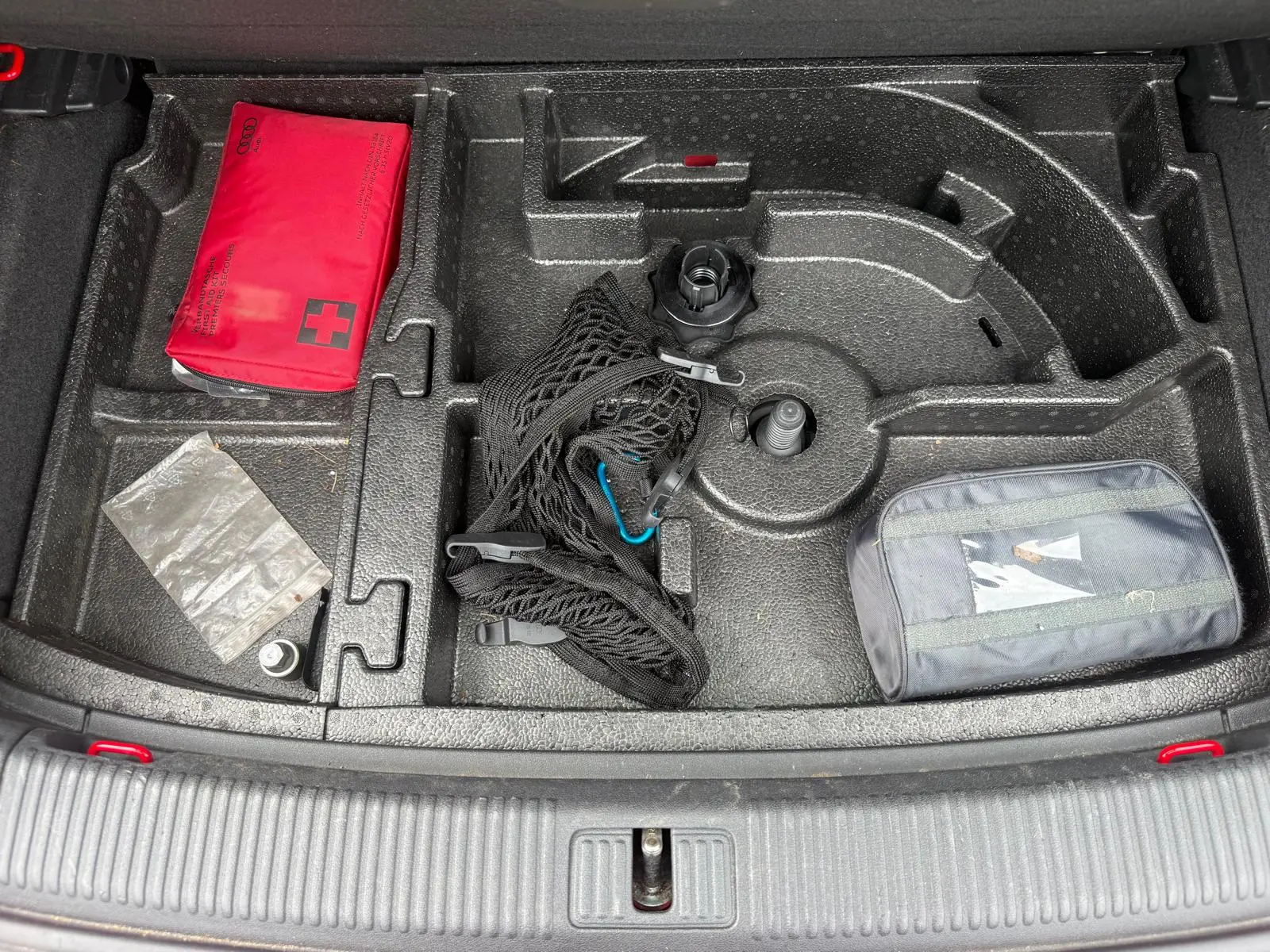 vehicle-media-23