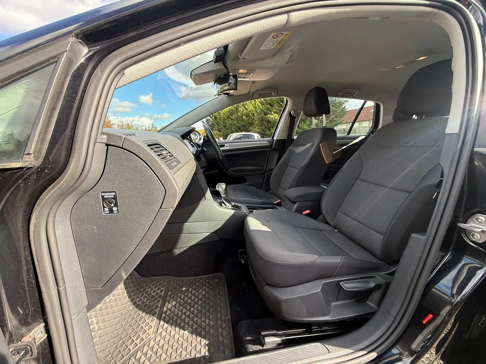 vehicle-media-26