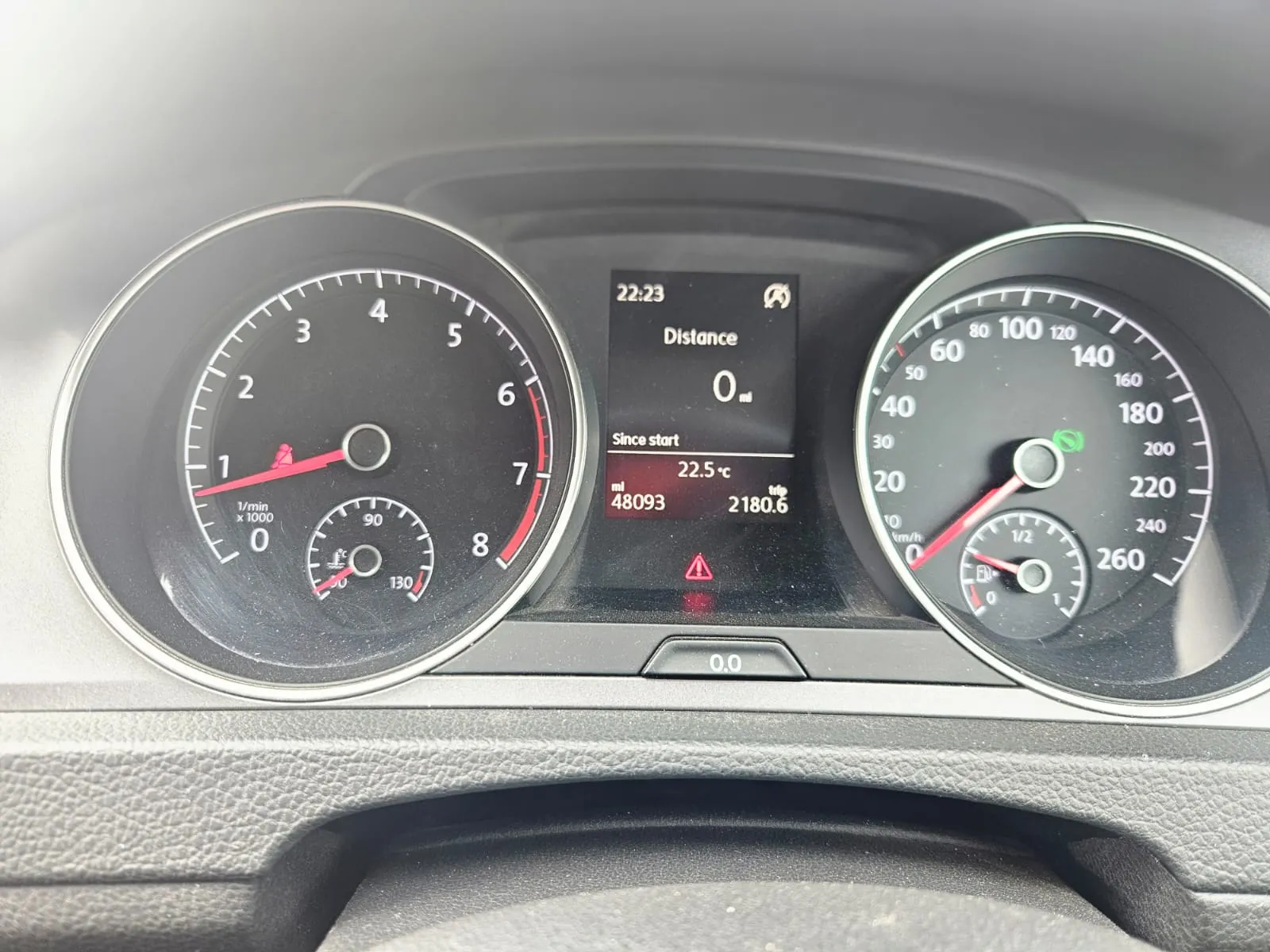 vehicle-media-25