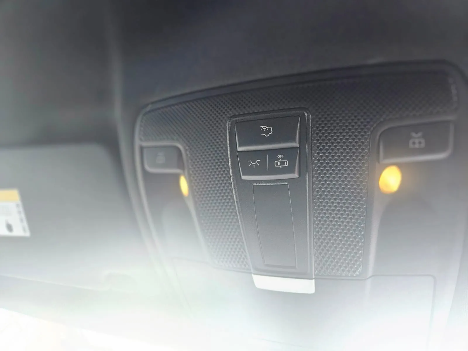 vehicle-media-36
