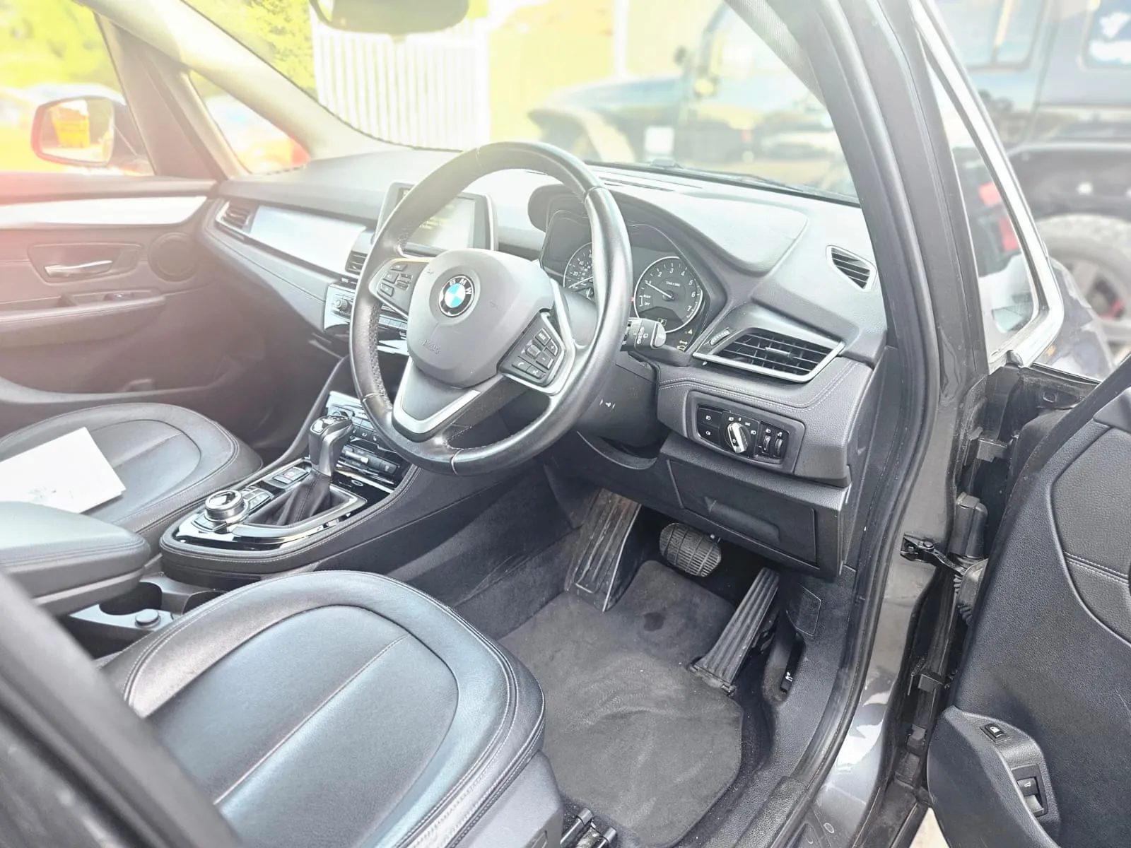 vehicle-media-33