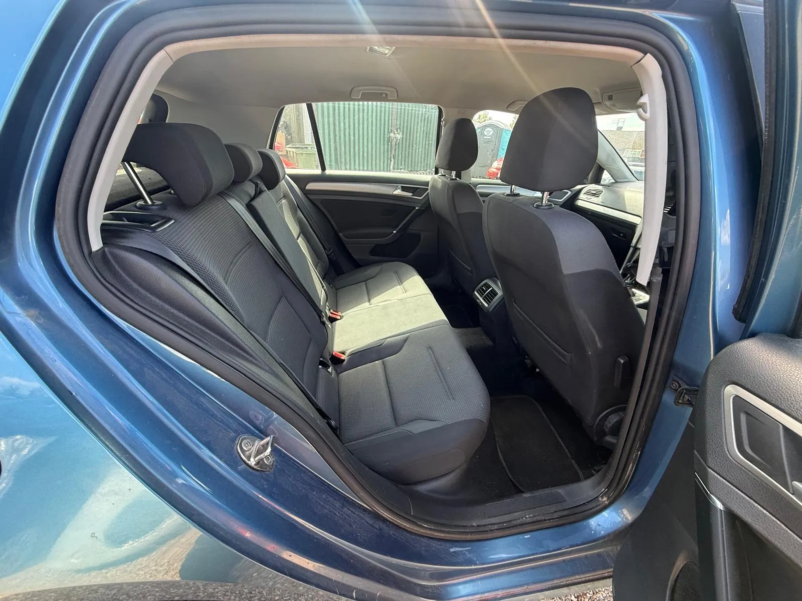 vehicle-media-27