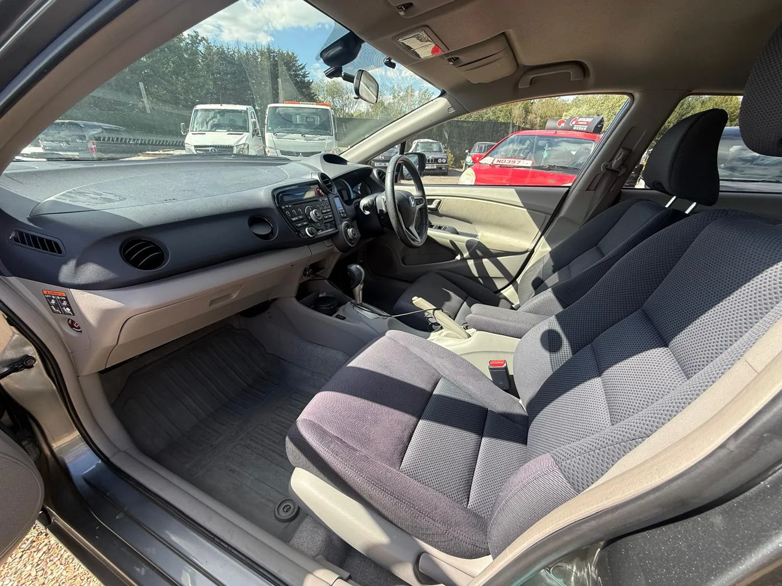 vehicle-media-25