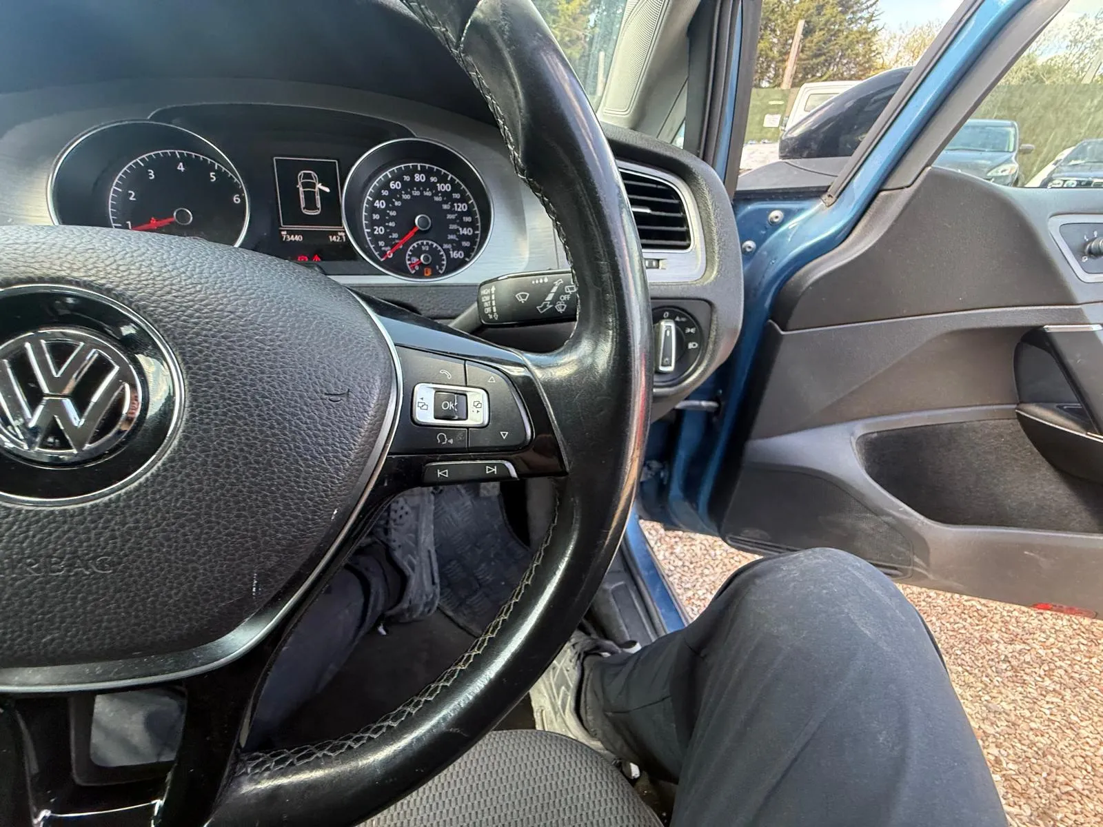 vehicle-media-40