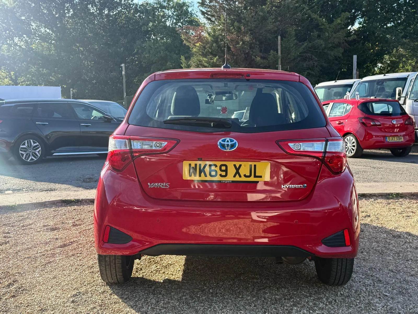 vehicle-media-12