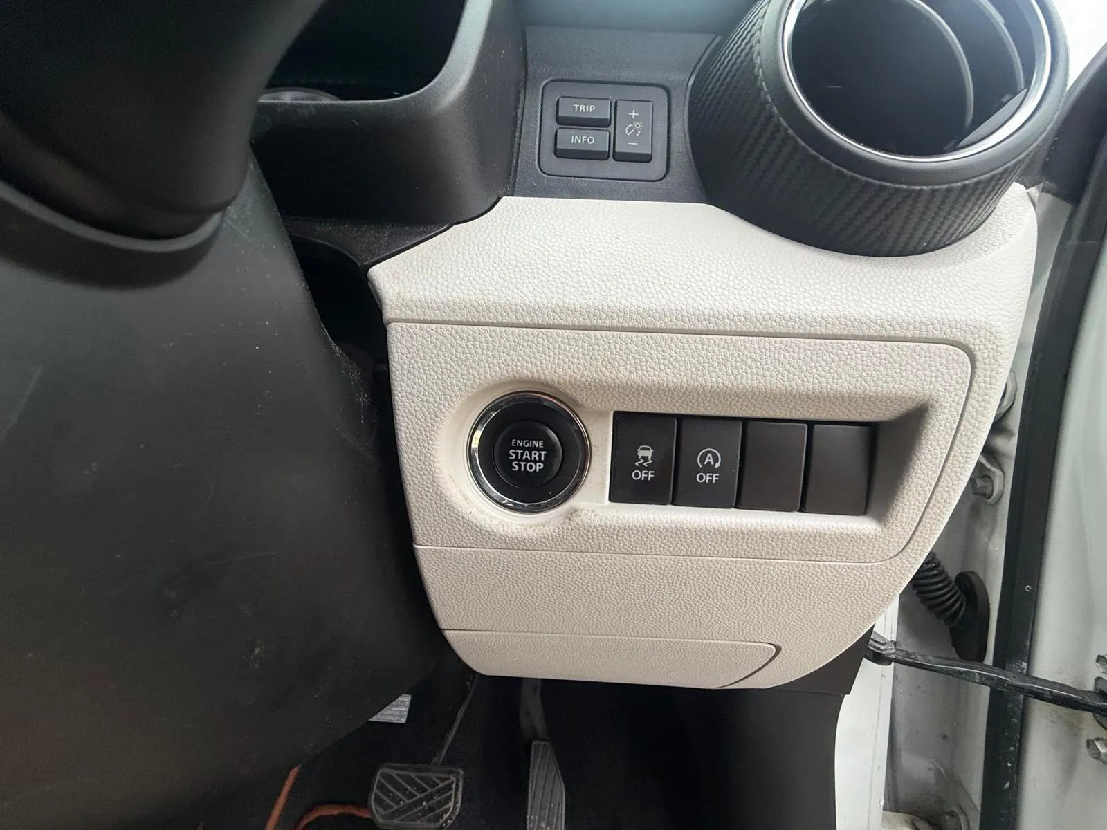 vehicle-media-13