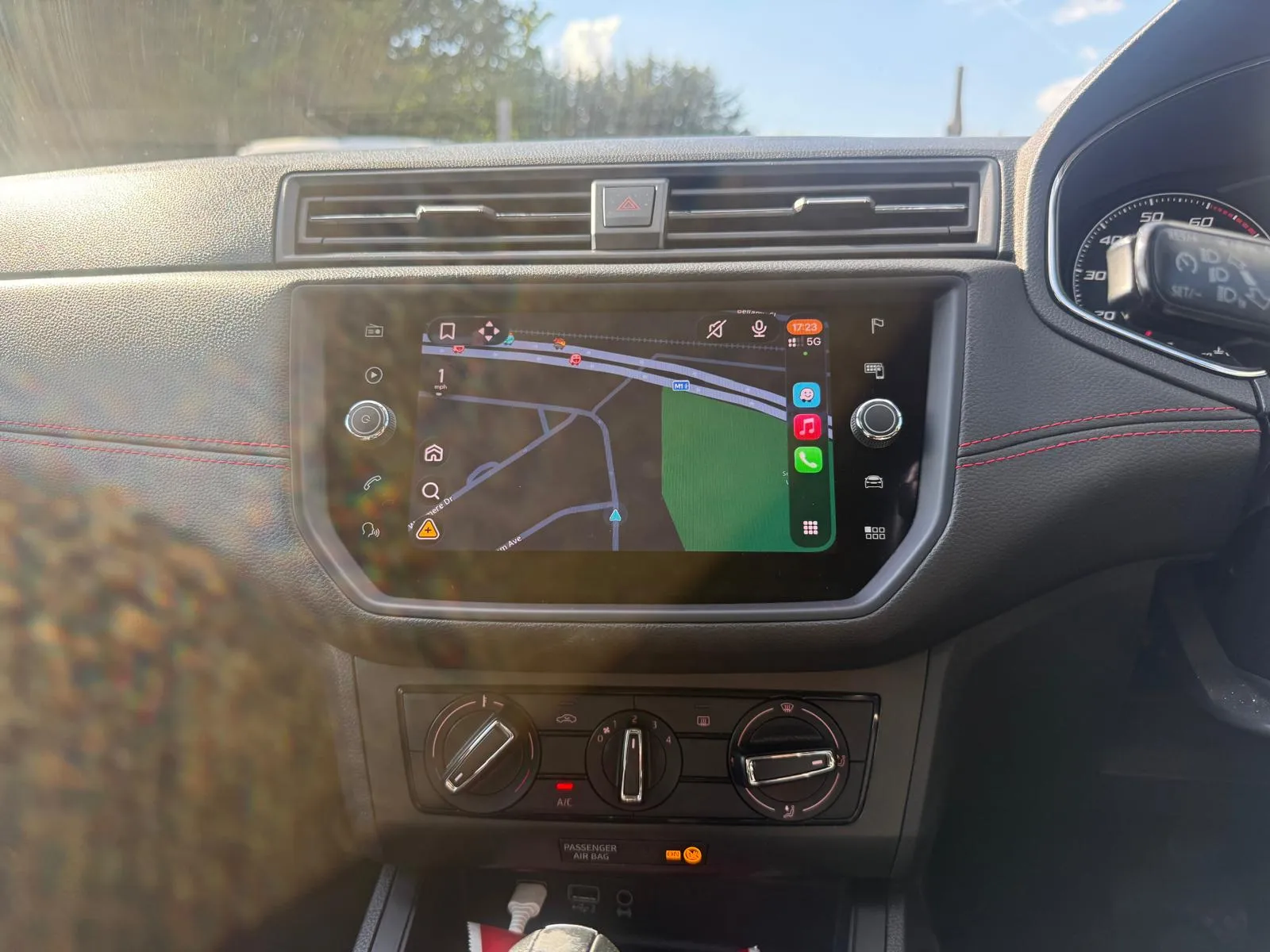 vehicle-media-18