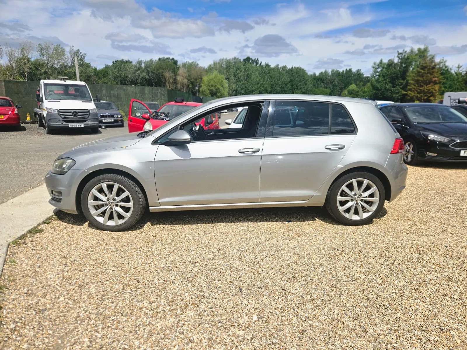 vehicle-media-4