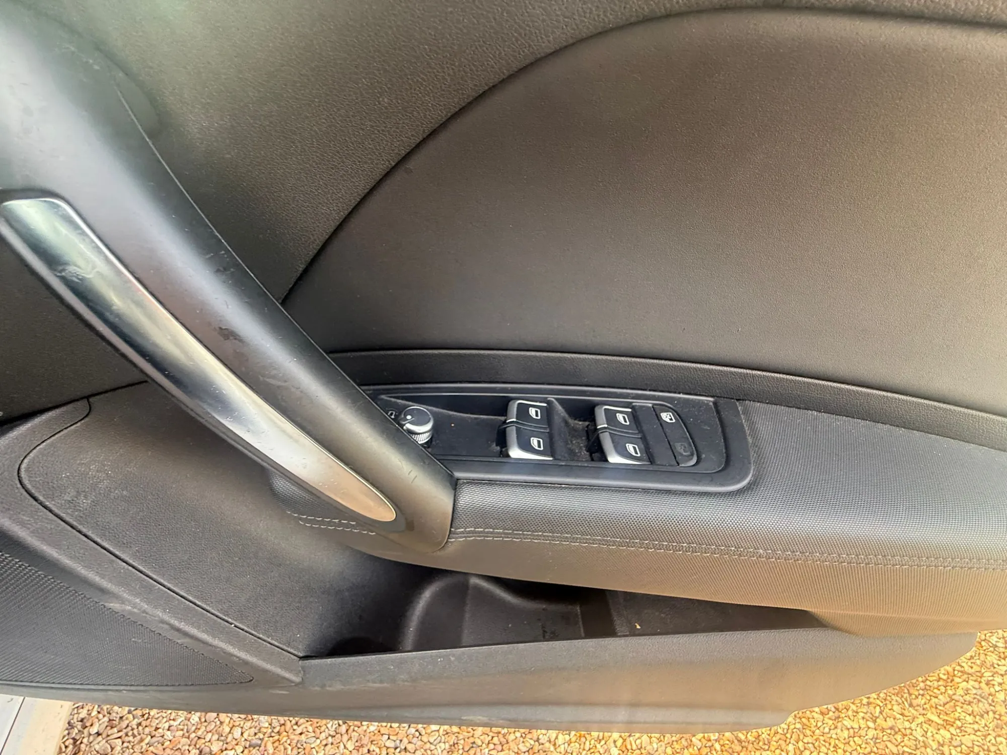 vehicle-media-27