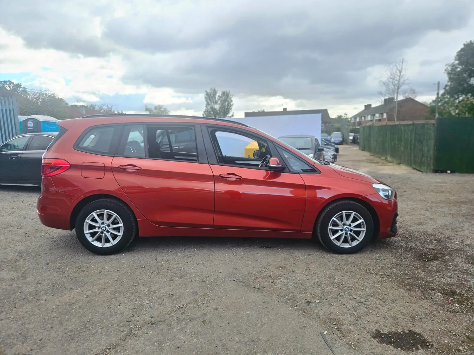 vehicle-media-14