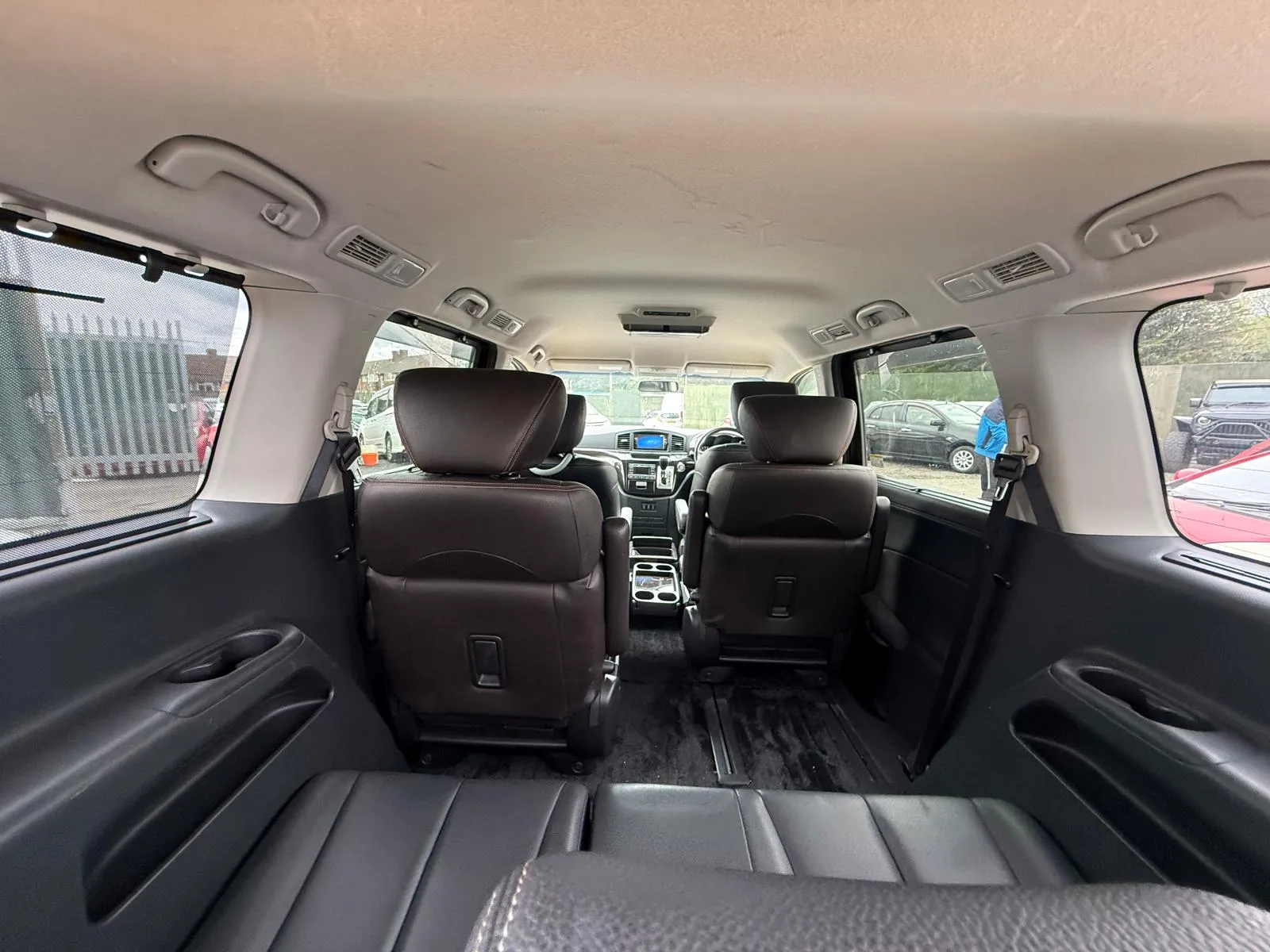 vehicle-media-16