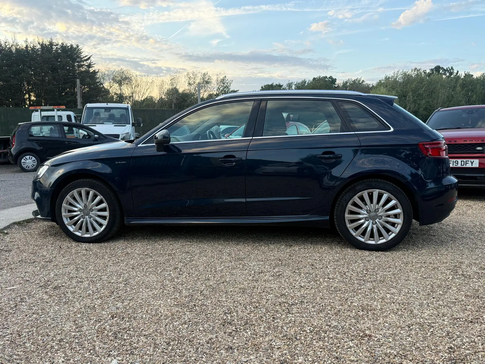 vehicle-media-12