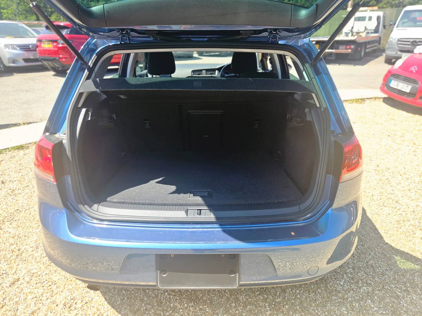 vehicle-media-29