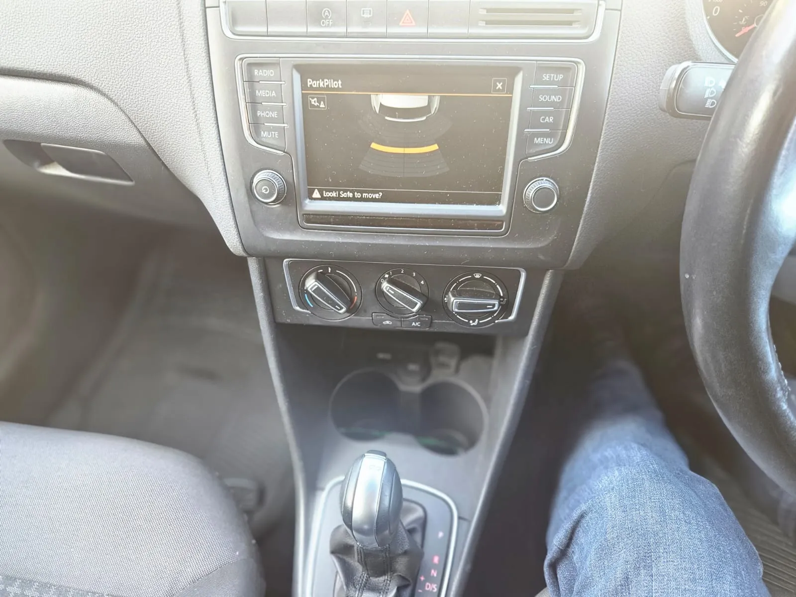 vehicle-media-20