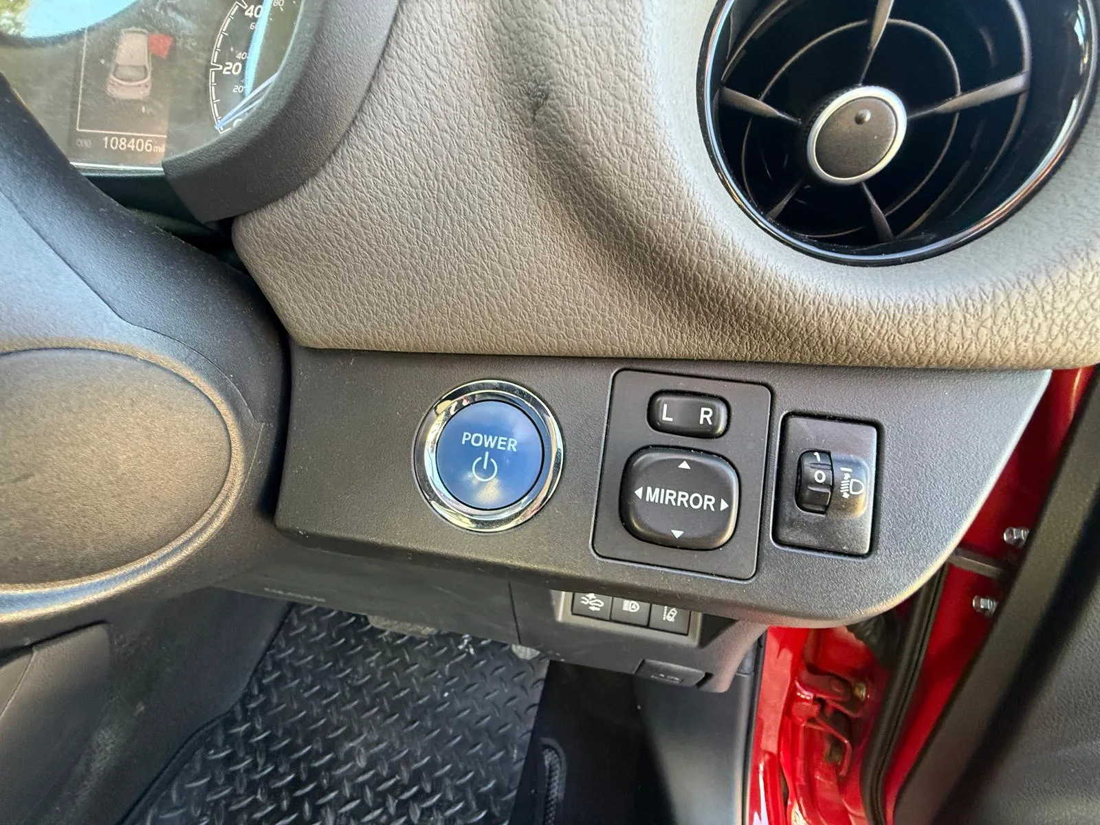 vehicle-media-33