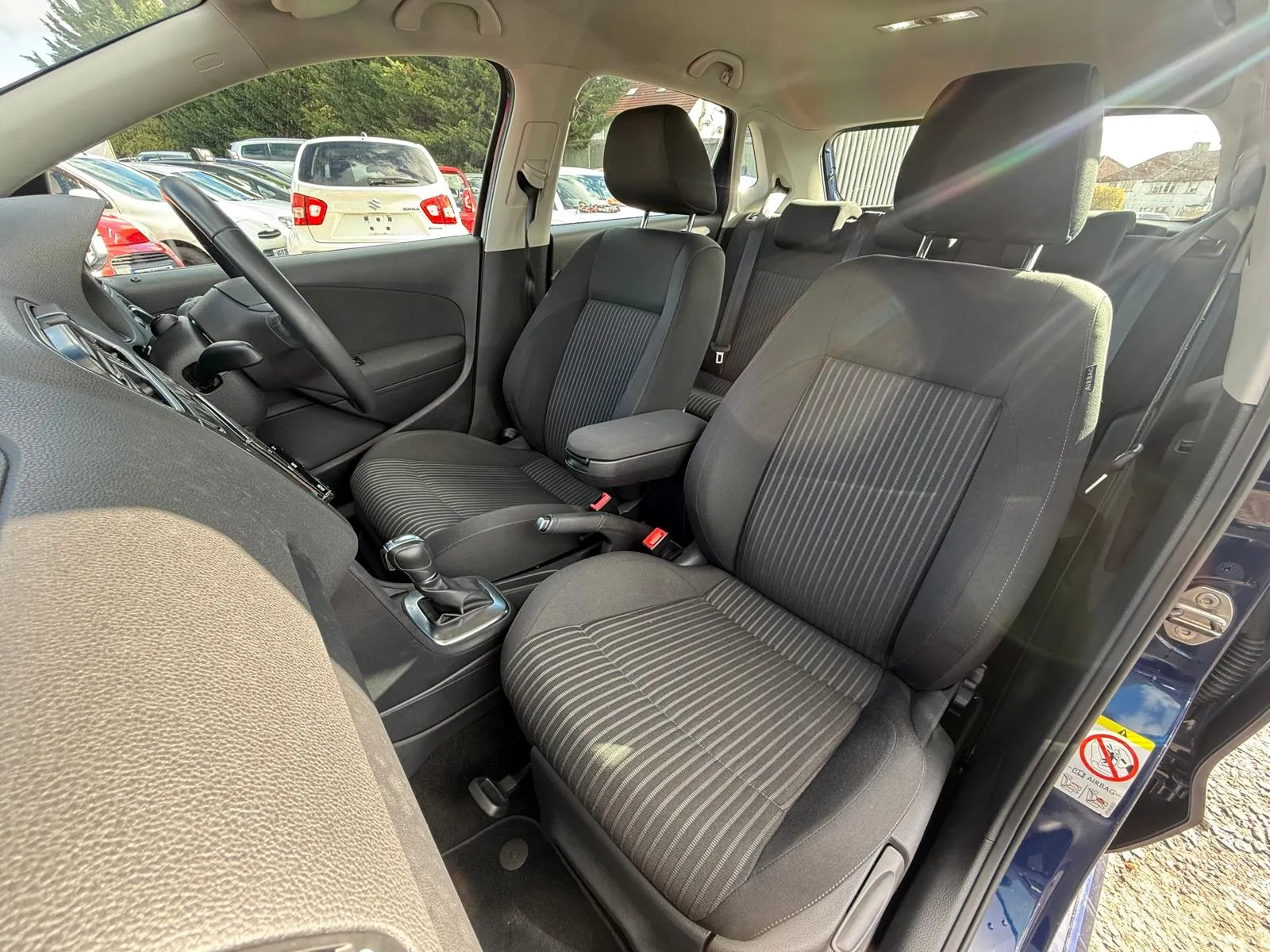vehicle-media-25