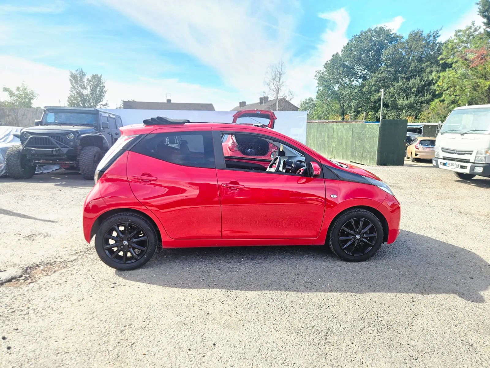 vehicle-media-8