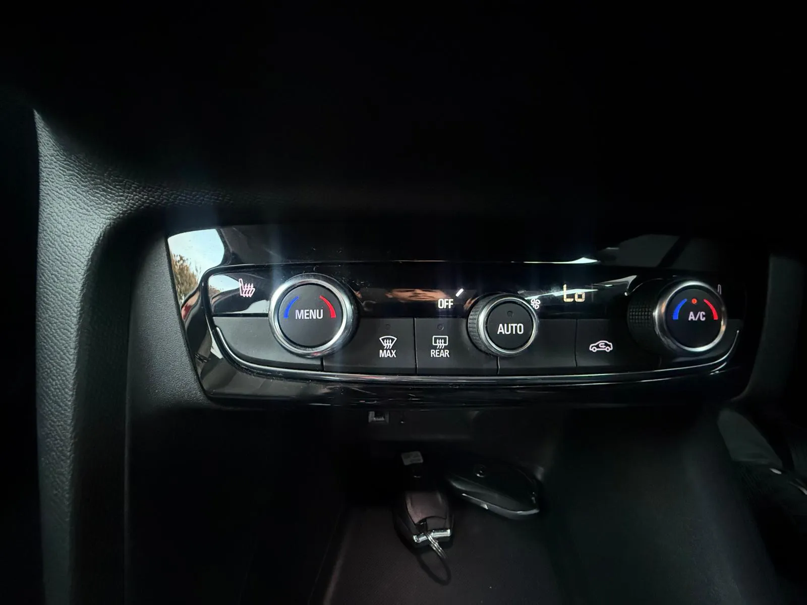 vehicle-media-28
