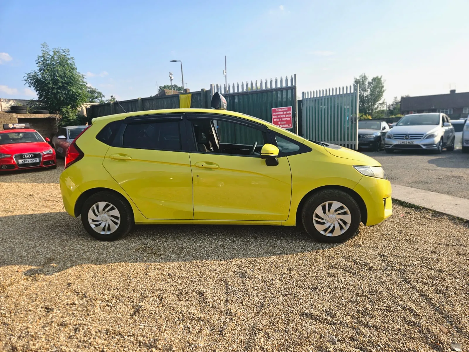 vehicle-media-20