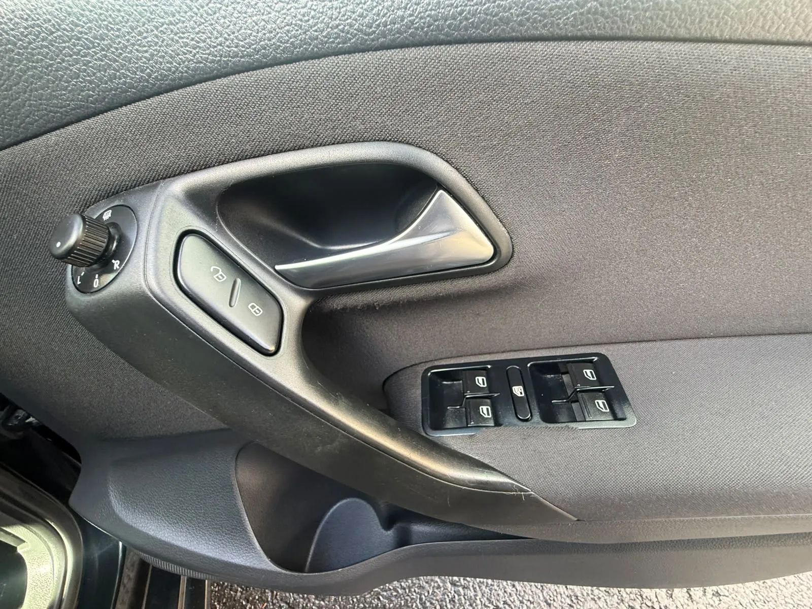 vehicle-media-29