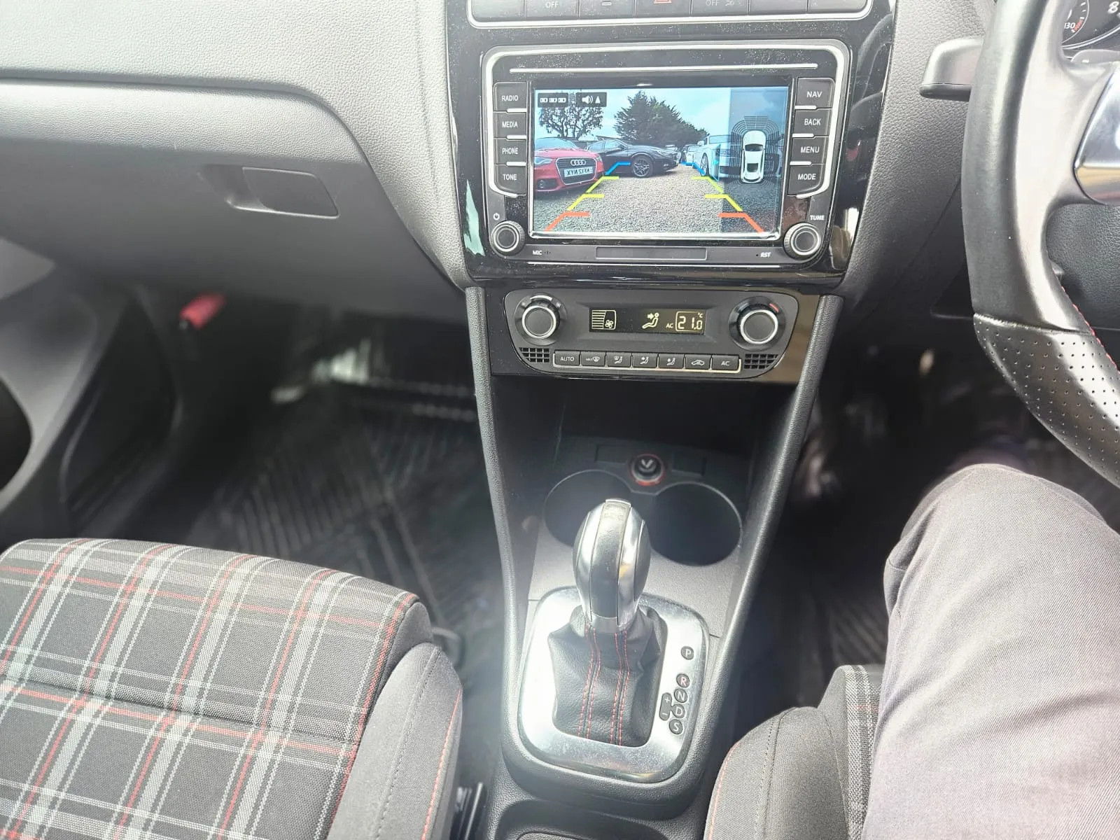 vehicle-media-20