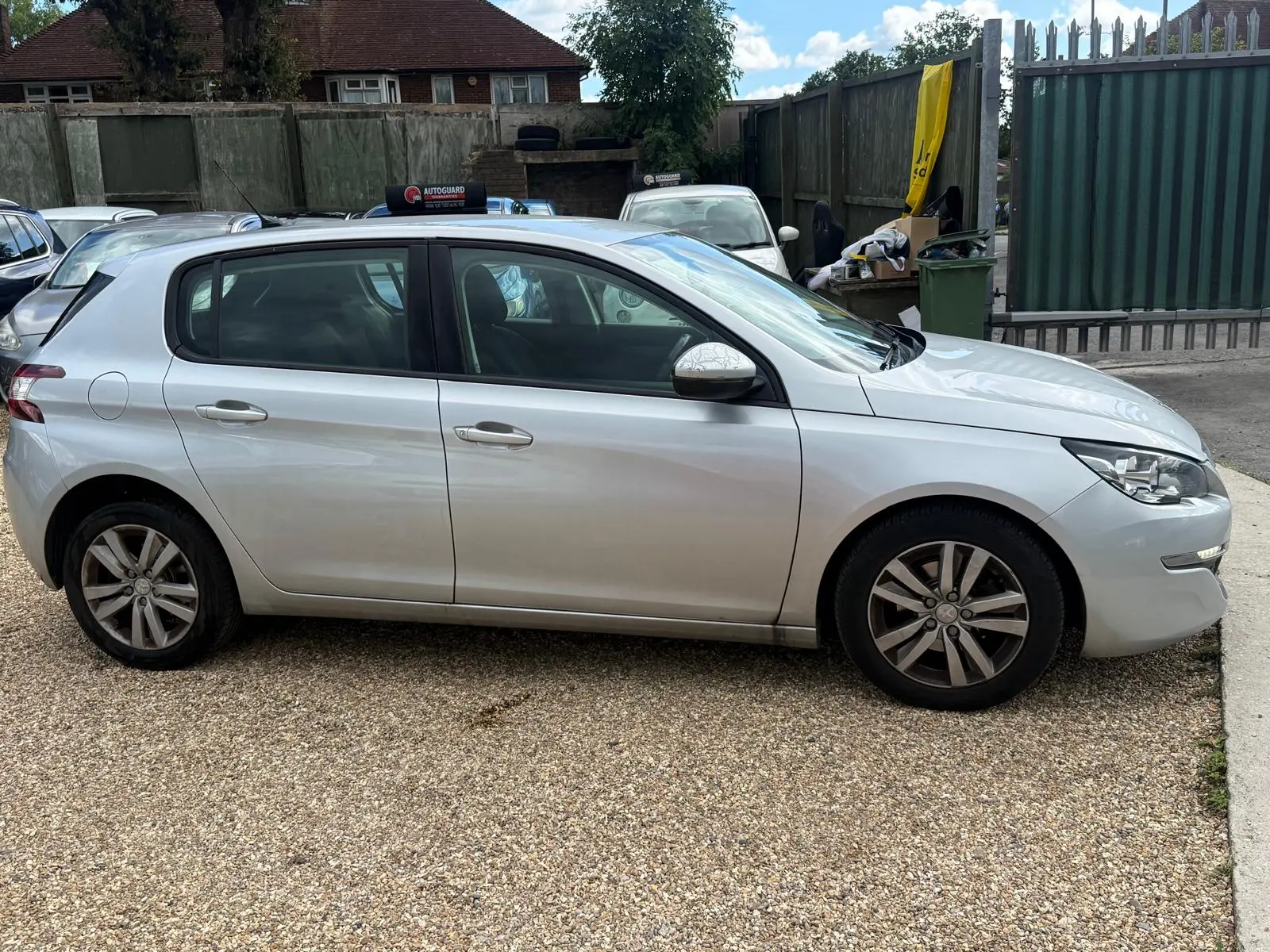 vehicle-media-6