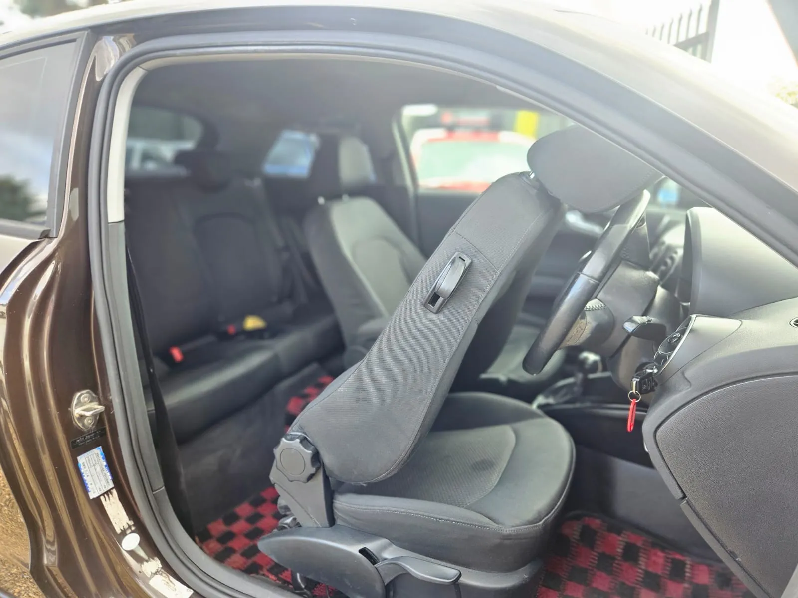 vehicle-media-20