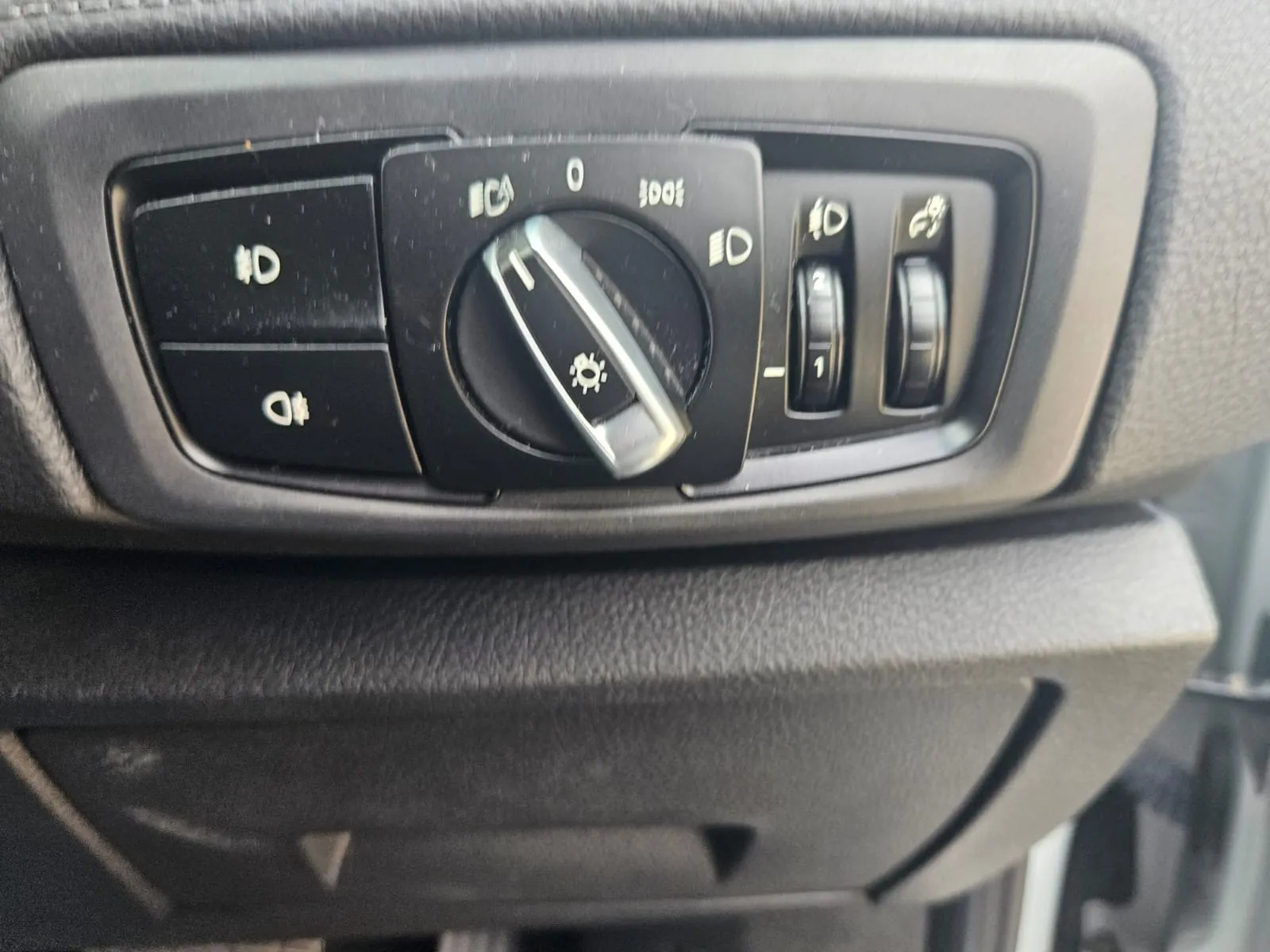 vehicle-media-30