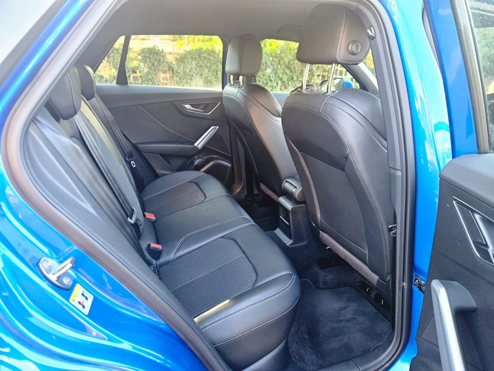vehicle-media-30