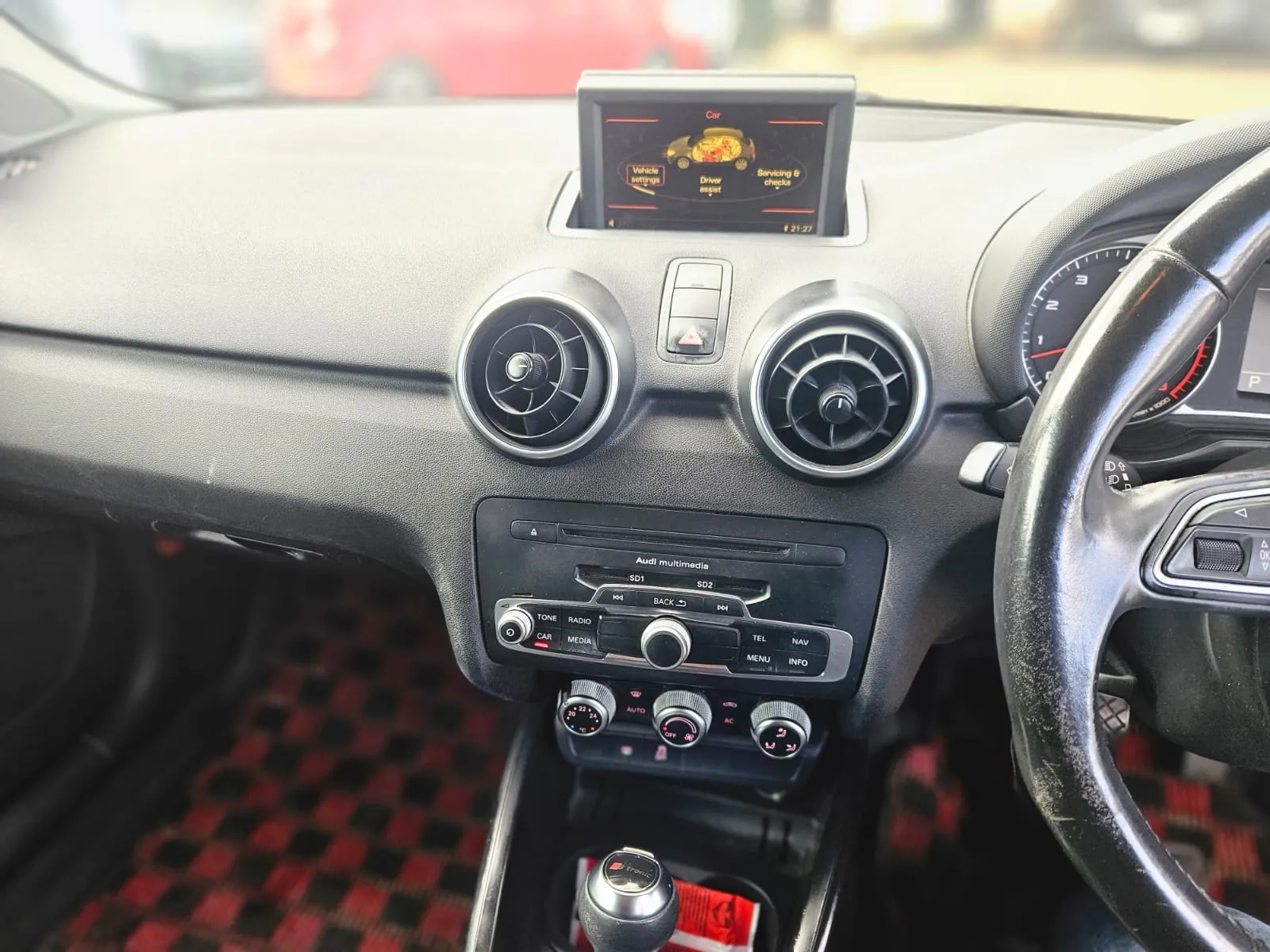 vehicle-media-17