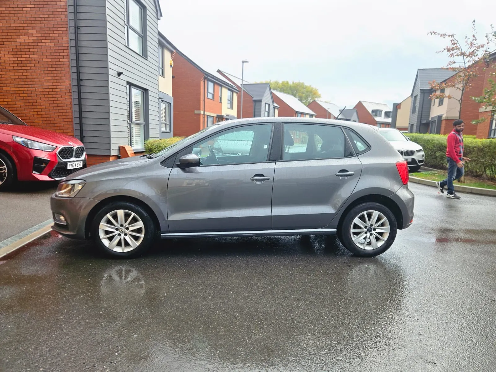 vehicle-media-12