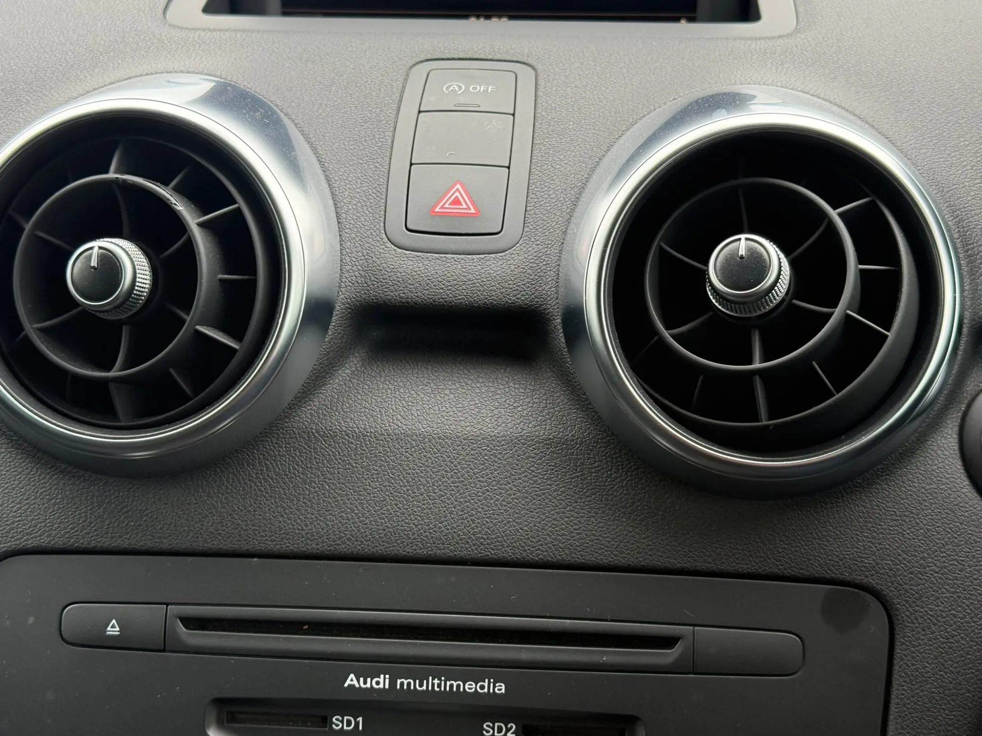 vehicle-media-22