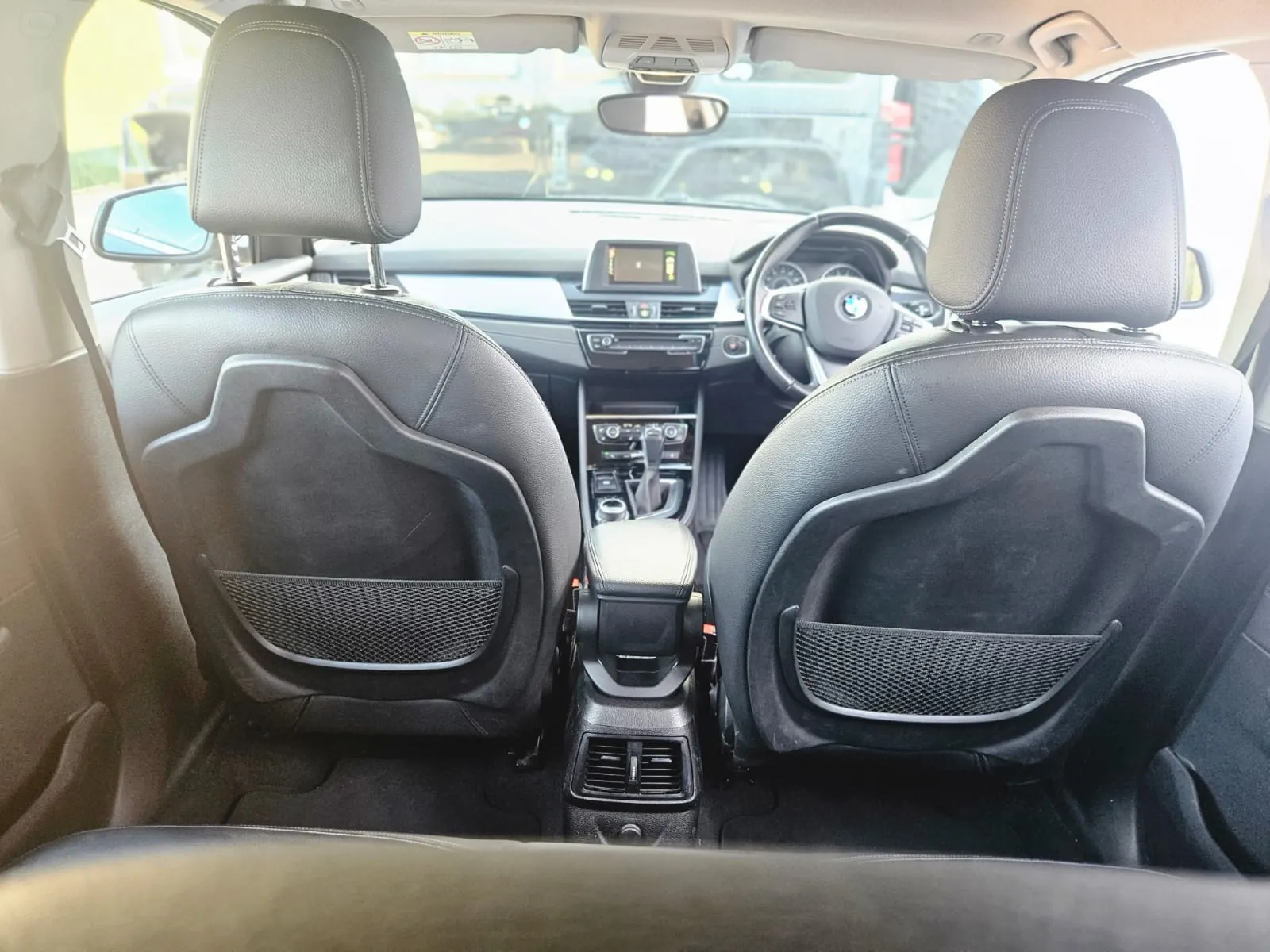 vehicle-media-25