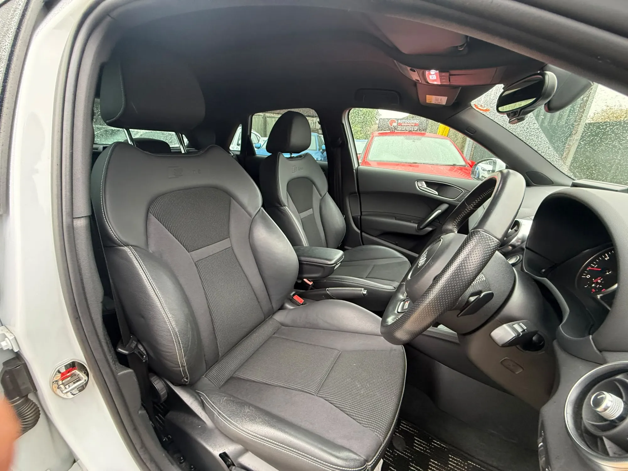vehicle-media-28
