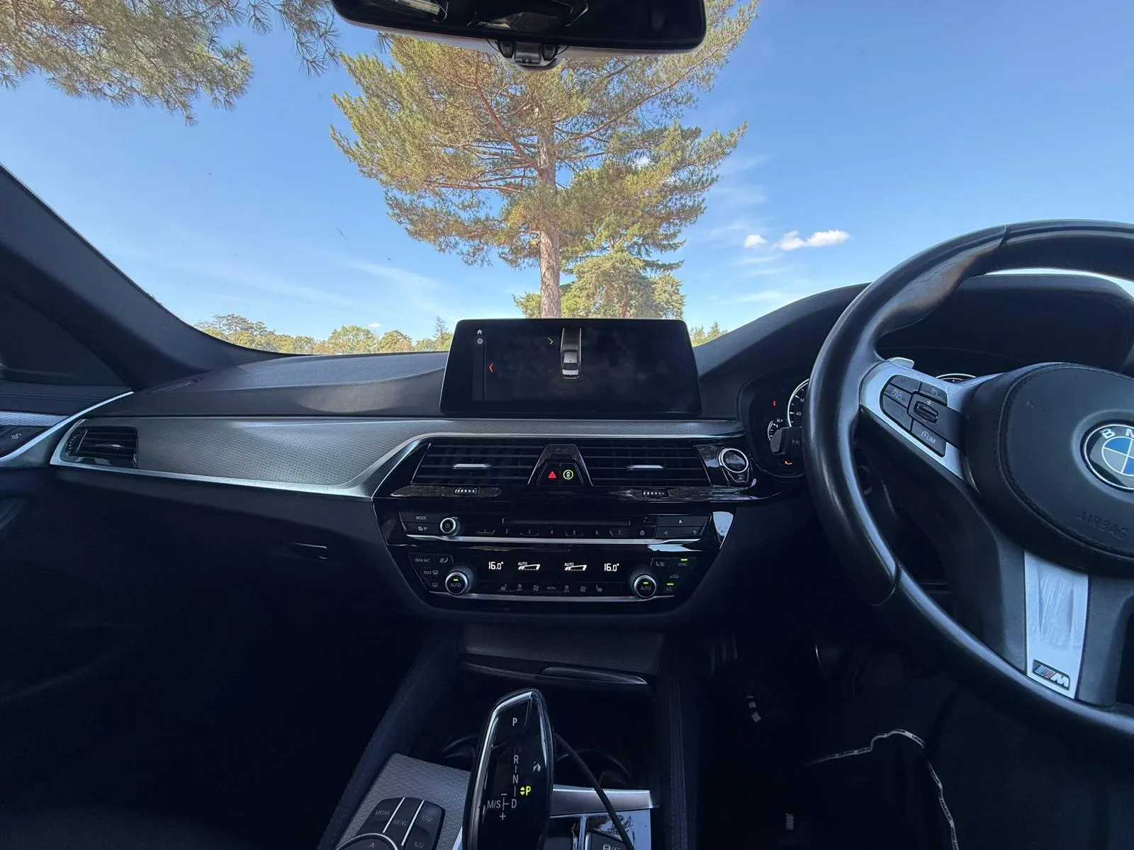 vehicle-media-39