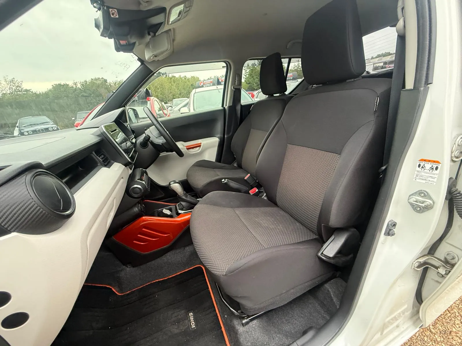 vehicle-media-26