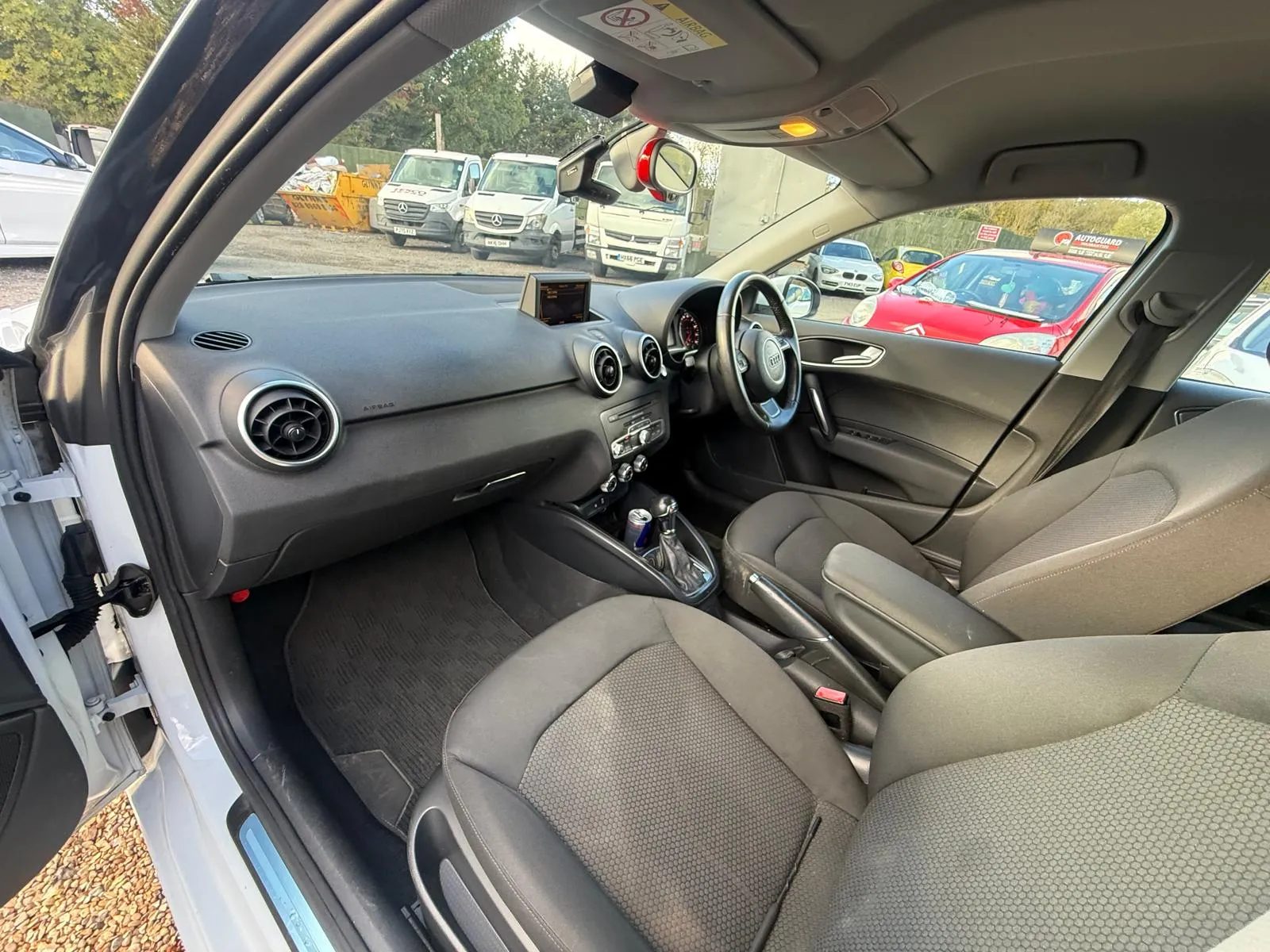 vehicle-media-25