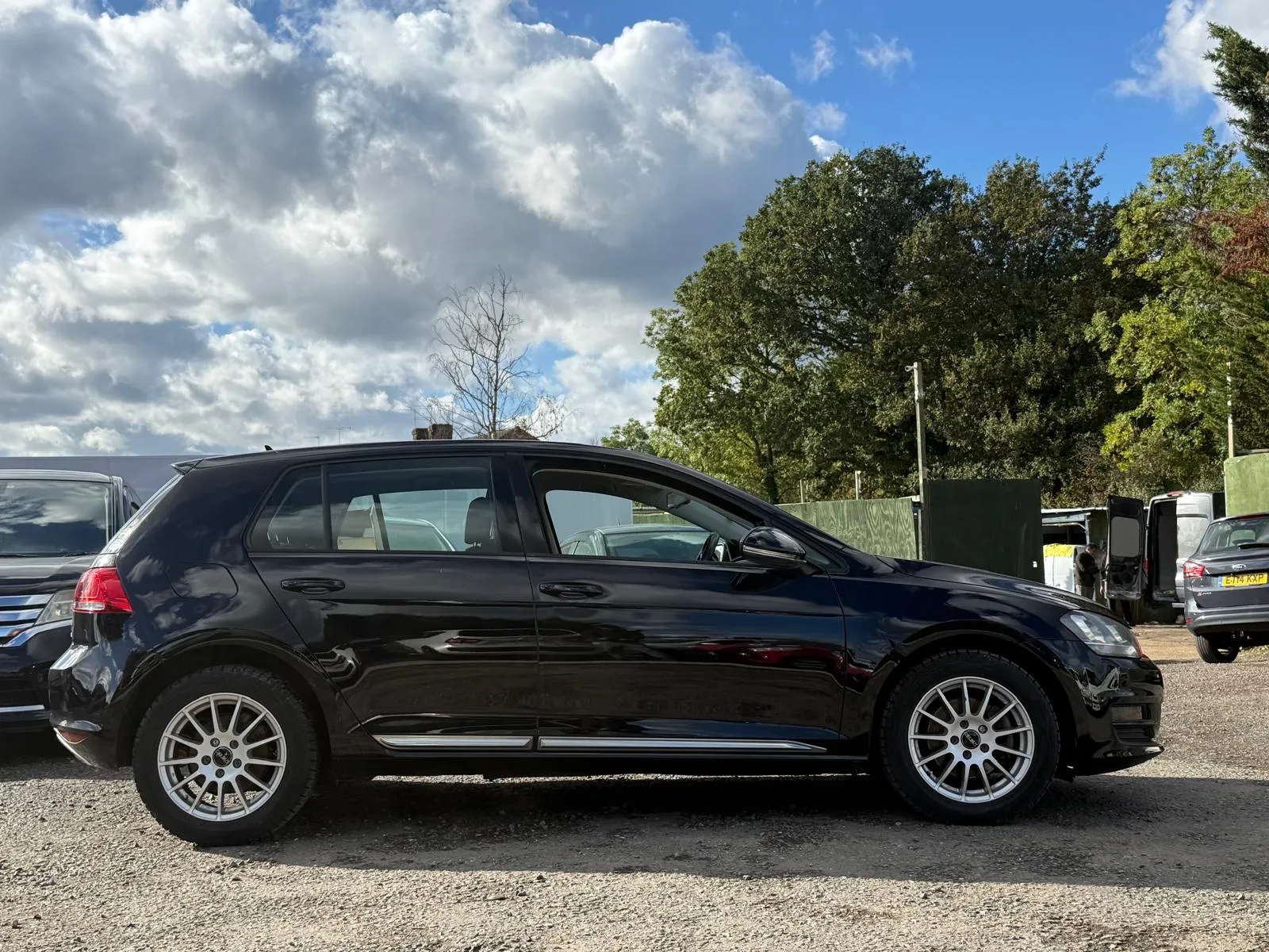 vehicle-media-7