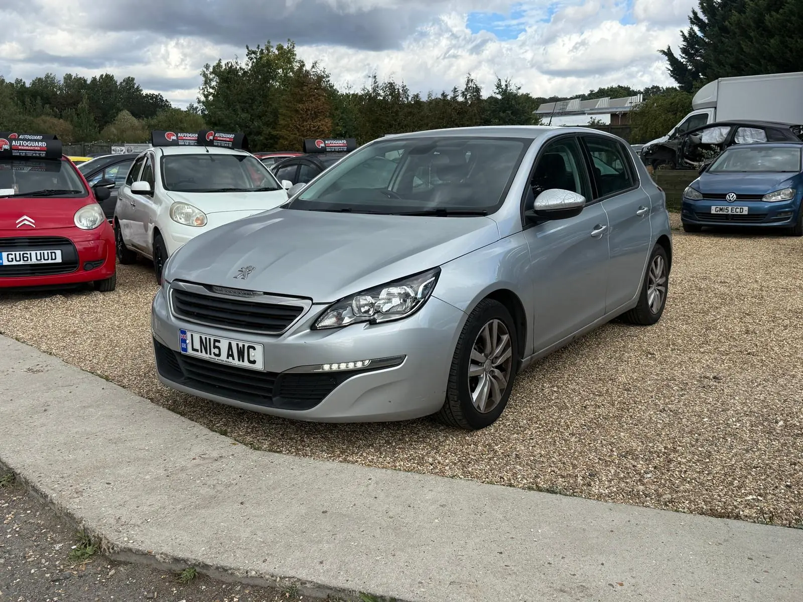 vehicle-media-19