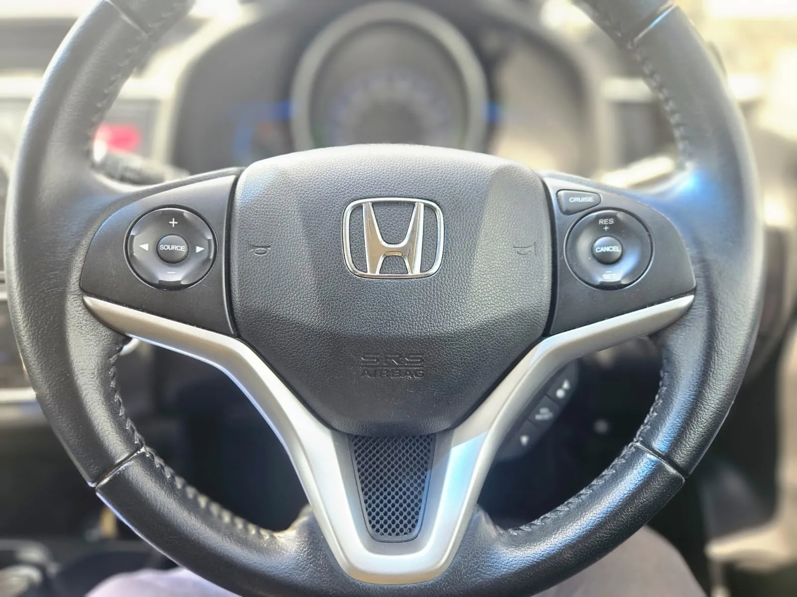 vehicle-media-30