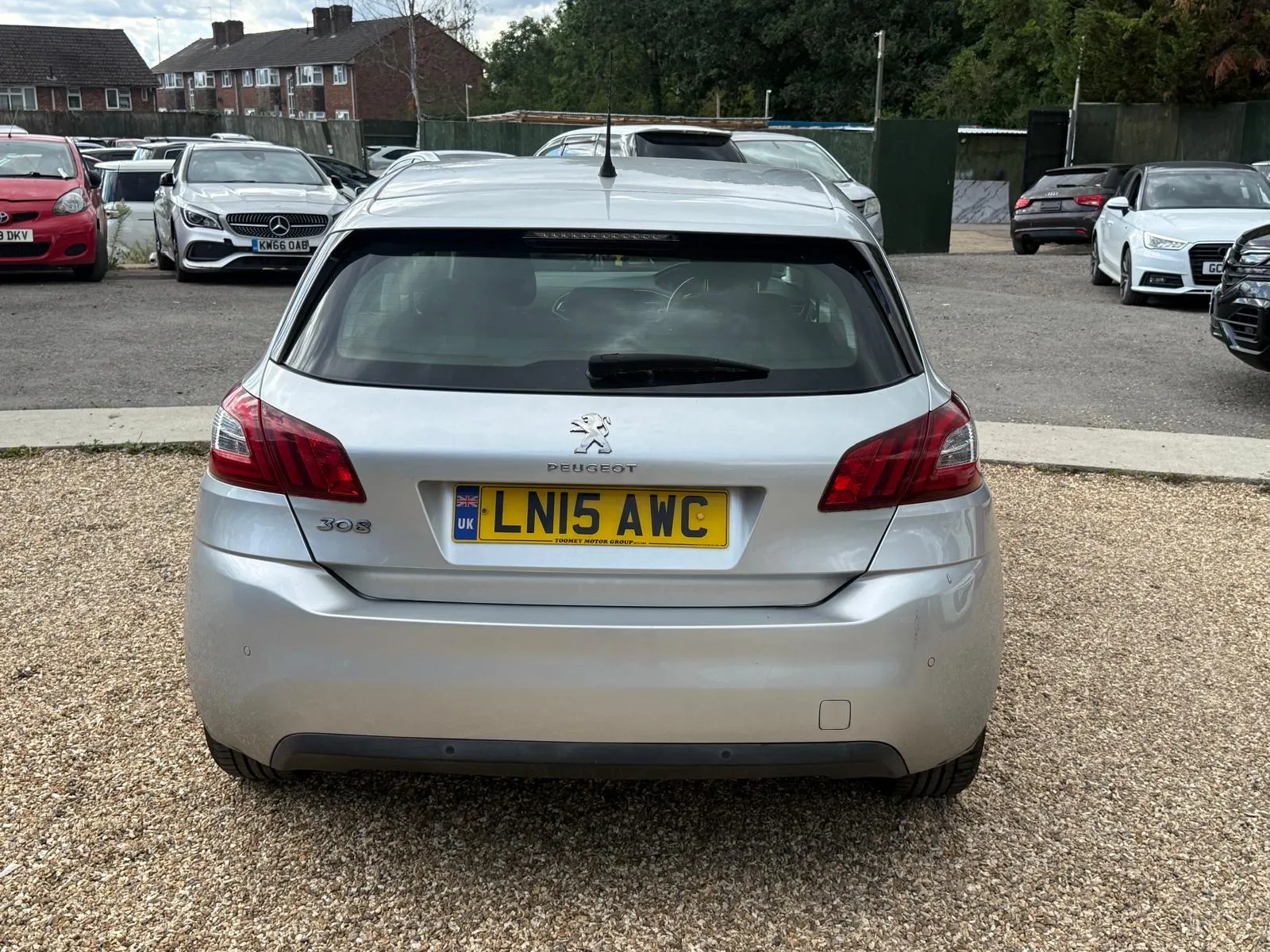 vehicle-media-14