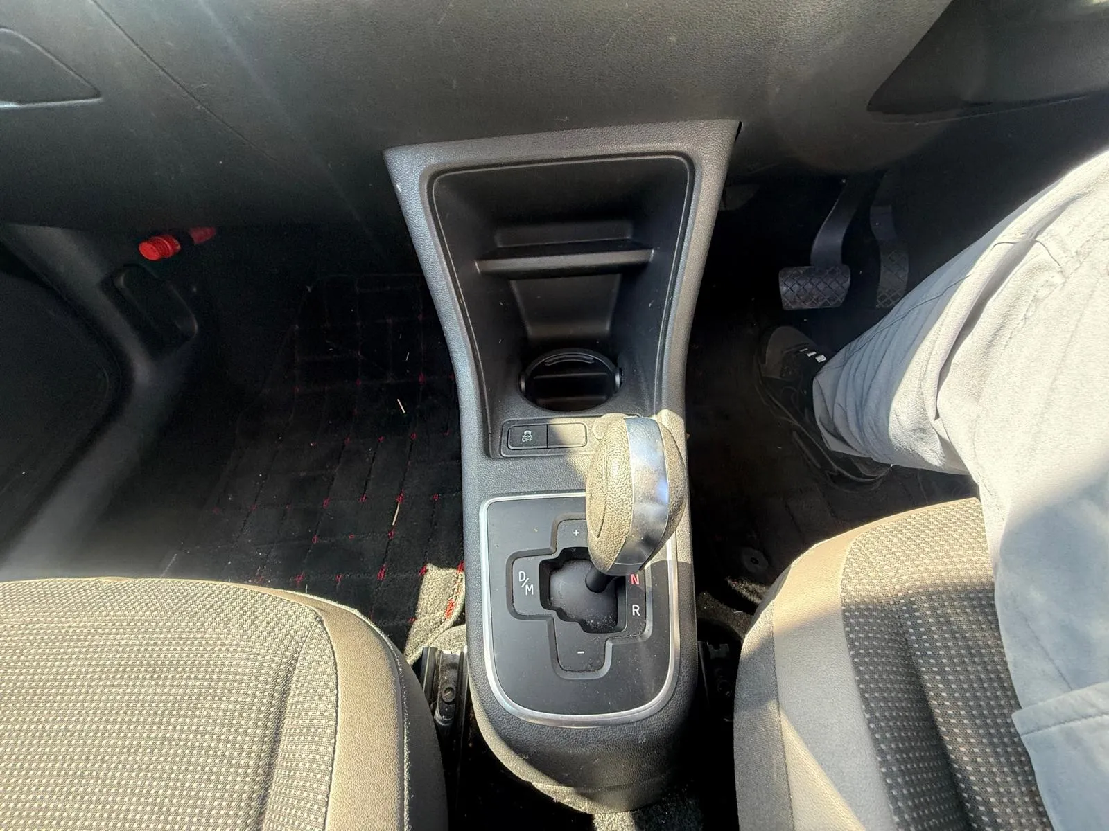 vehicle-media-13