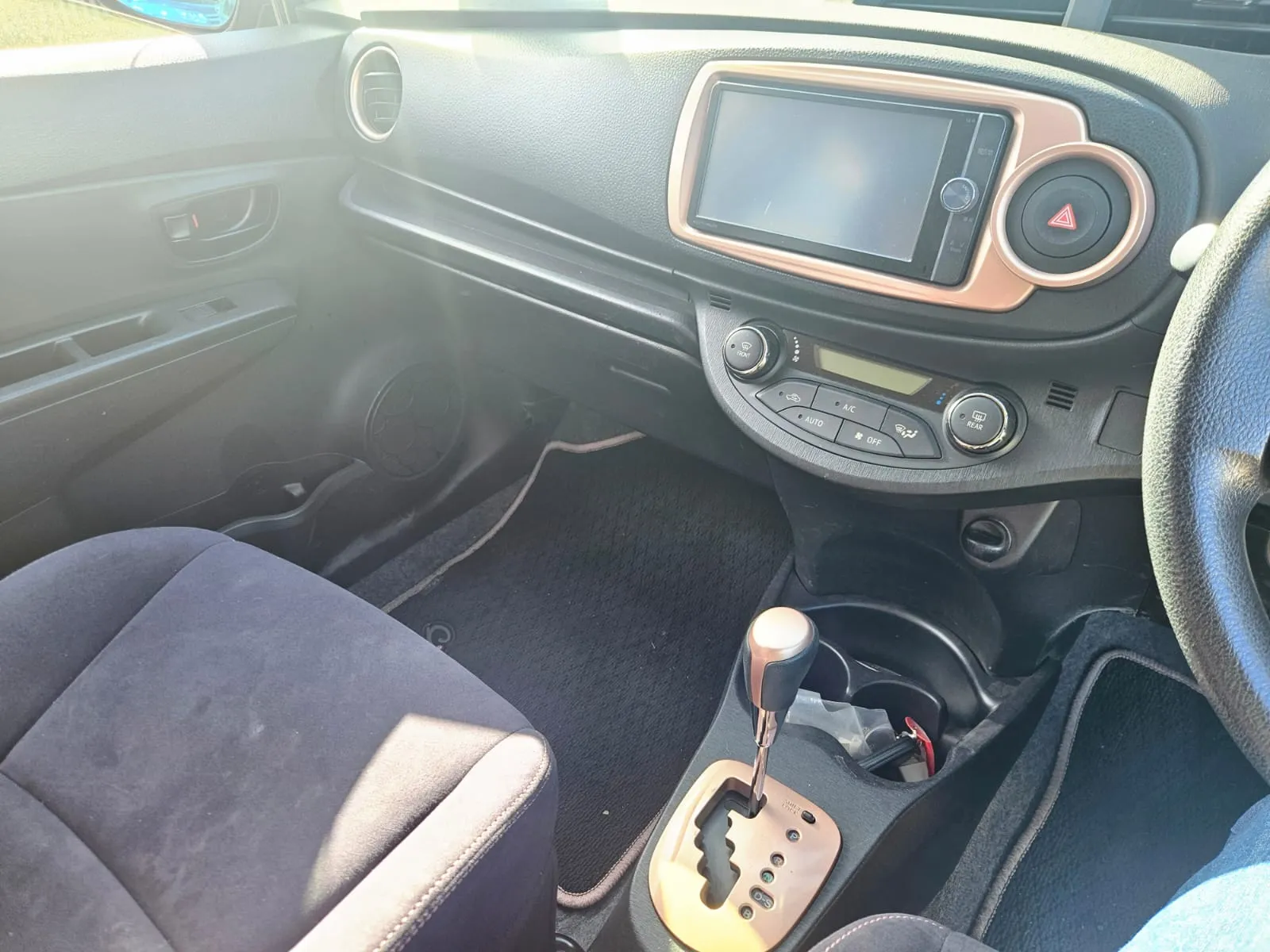 vehicle-media-15