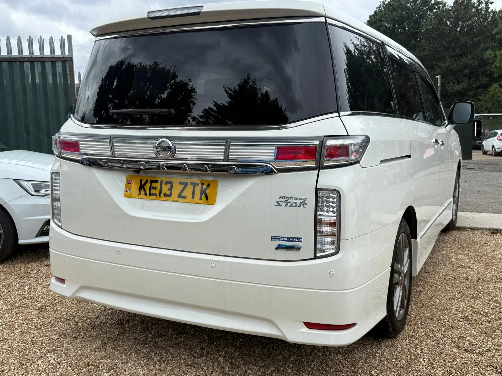 vehicle-media-9