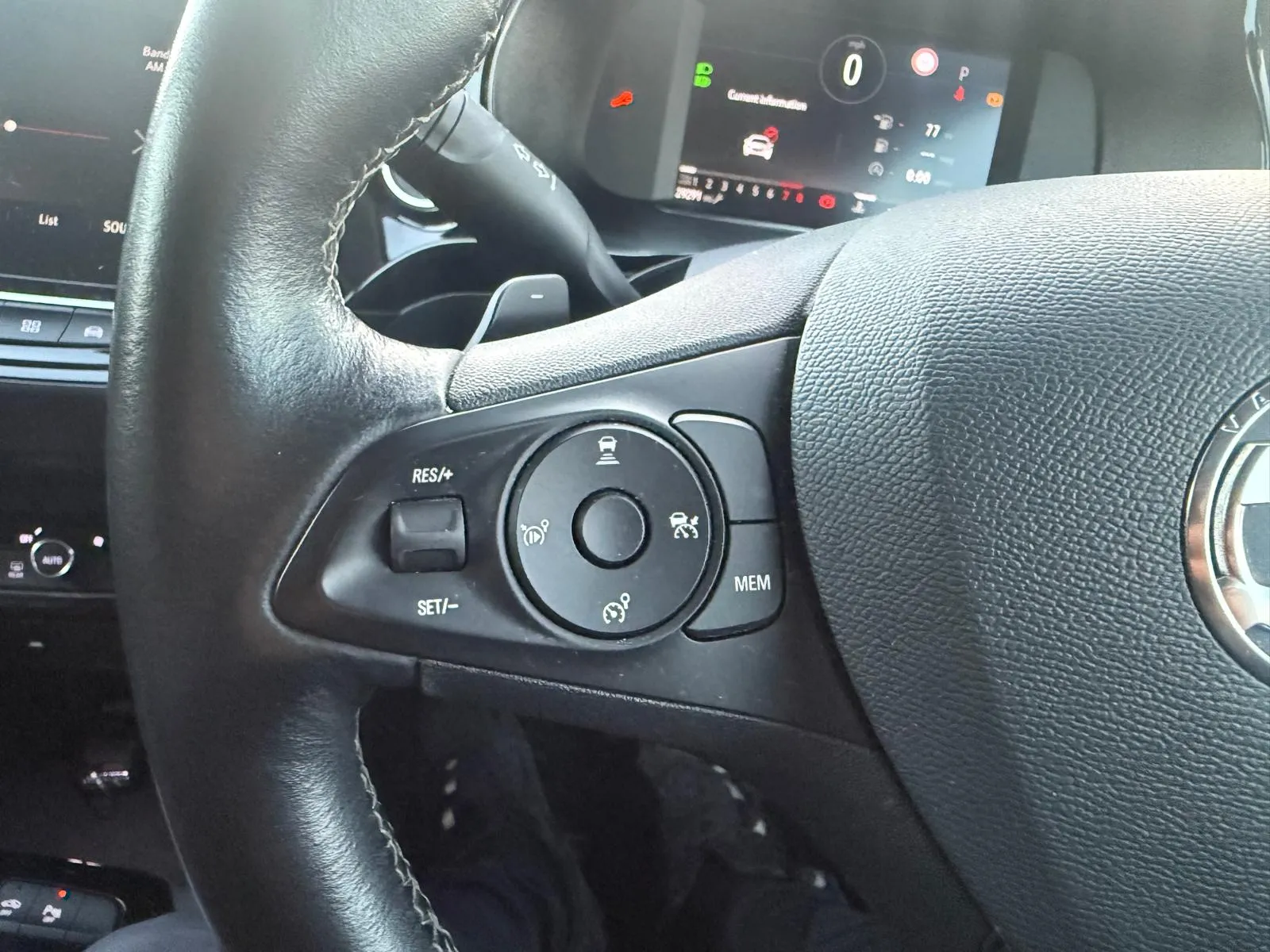 vehicle-media-15