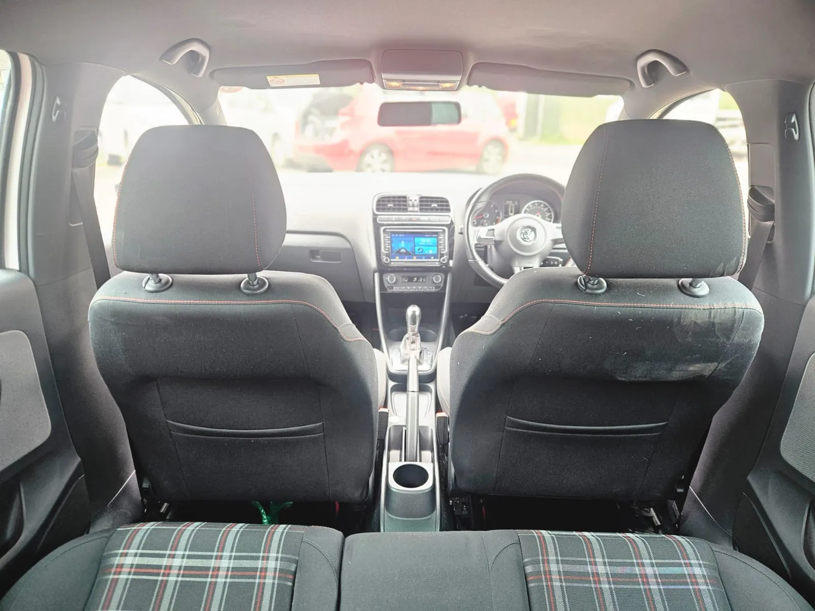 vehicle-media-12