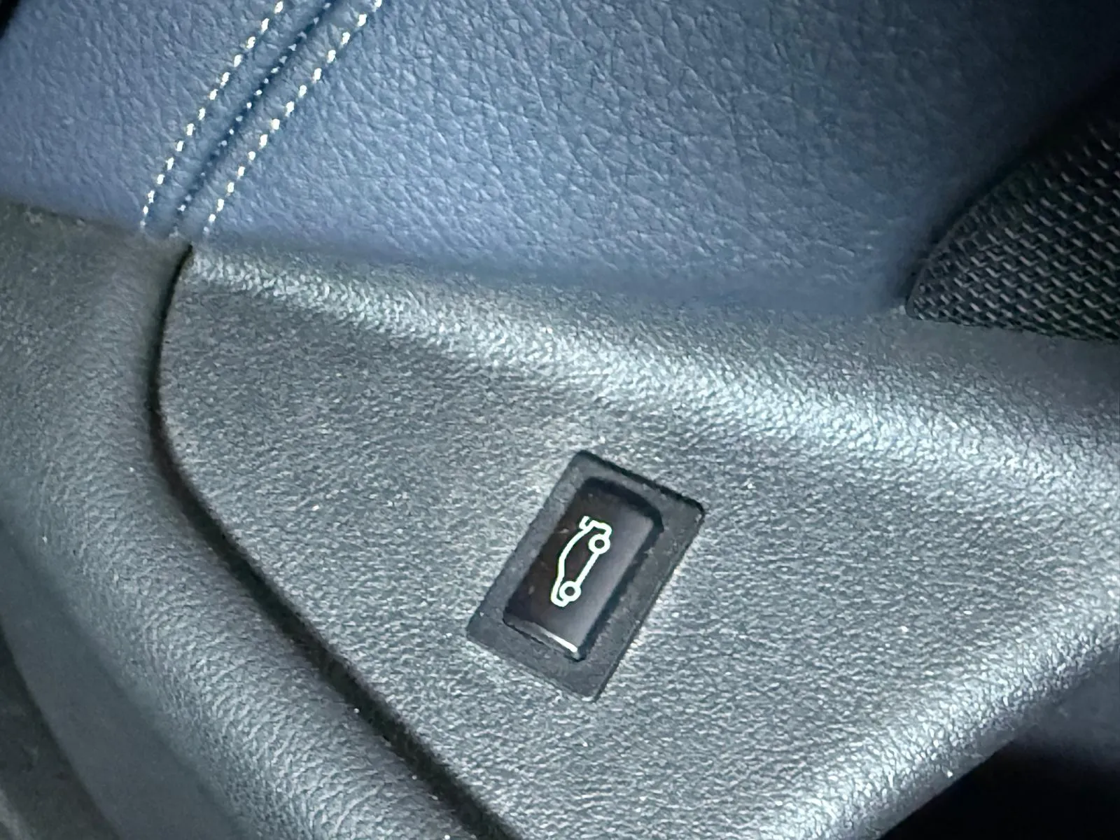 vehicle-media-55