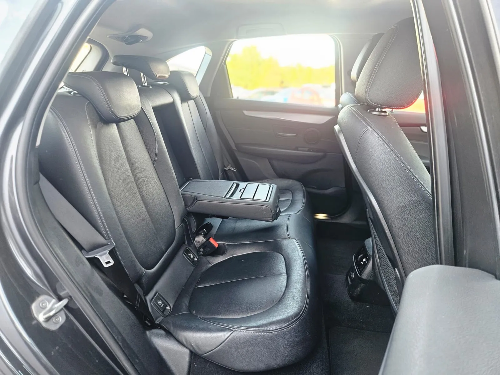 vehicle-media-34