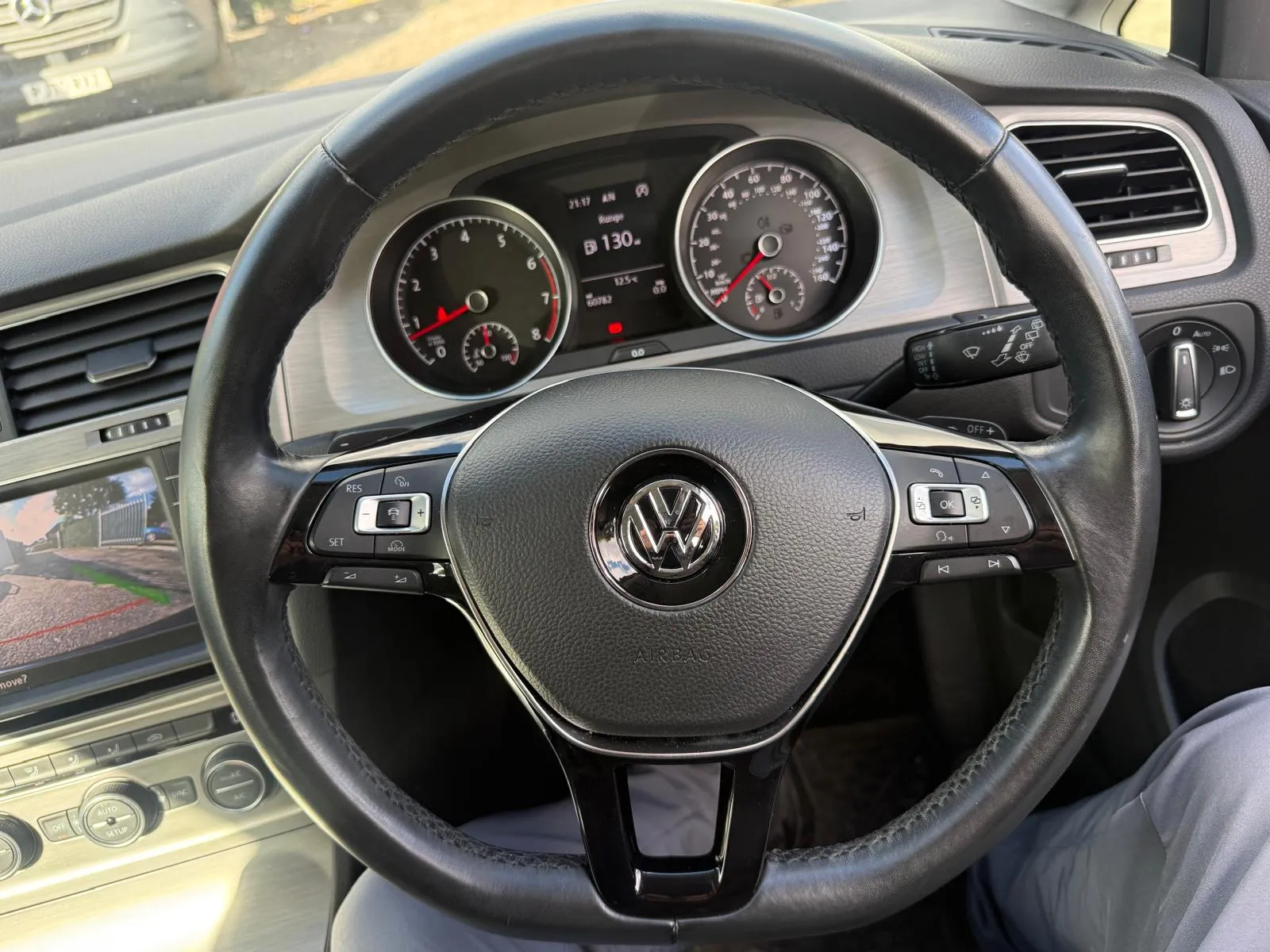 vehicle-media-41